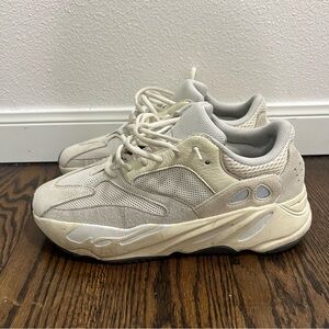 Adidas Yeezy Boost 700 V1 Kanye West YZY Men’s Analogue White/Beige Tennis Shoes